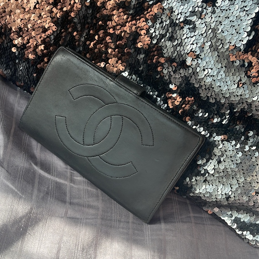 CHANEL WALLET 🥰